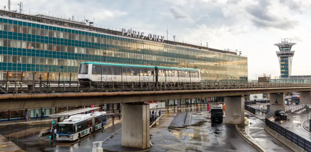 Aigle Azur Airline Orly Office in France