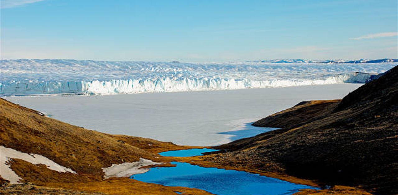 Air Greenland Kangersuatsiaq Office in Greenland